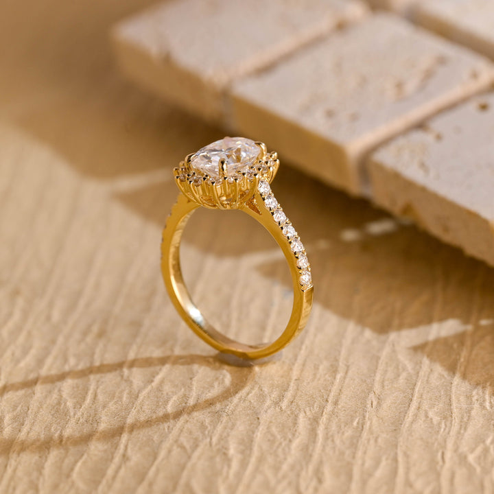 1.50ct-2.50ct Oval Cut Lab Grown Diamond Floral Halo Engagement Ring