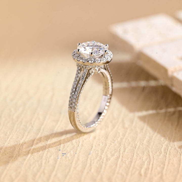 1.50ct-2.50ct Round Cut Lab Grown Halo Diamond Pave Engagement Ring