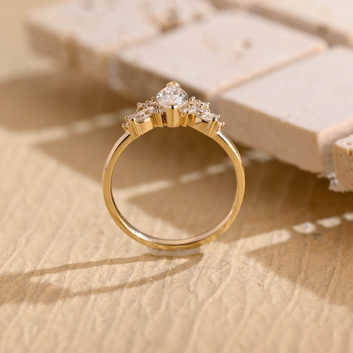 1.0ct-2.0ct Marquise Cut Lab Grown Diamond Cluster Engagement Ring