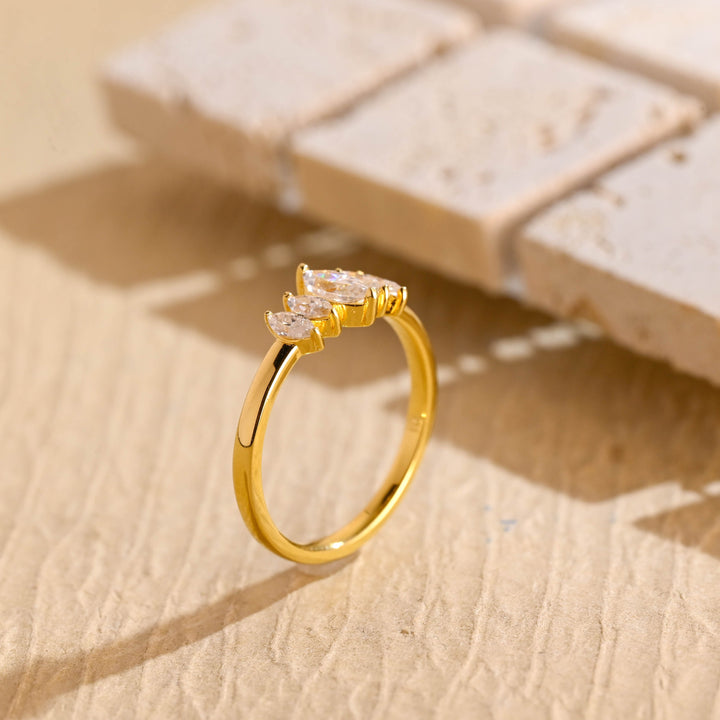 1.0ct-2.0ct Marquise Cut Lab Grown Diamond Five Stone Engagement Ring