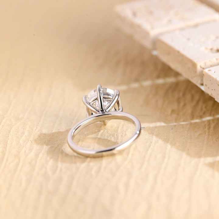 2.0ct-3.0ct Round Cut Lab Grown Diamond Solitaire Engagement Ring