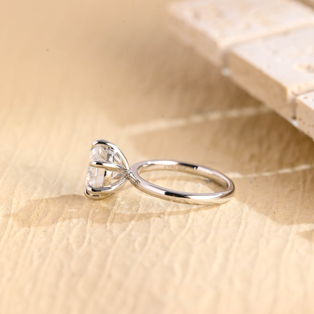 2.0ct-3.0ct Round Cut Lab Grown Diamond Solitaire Engagement Ring