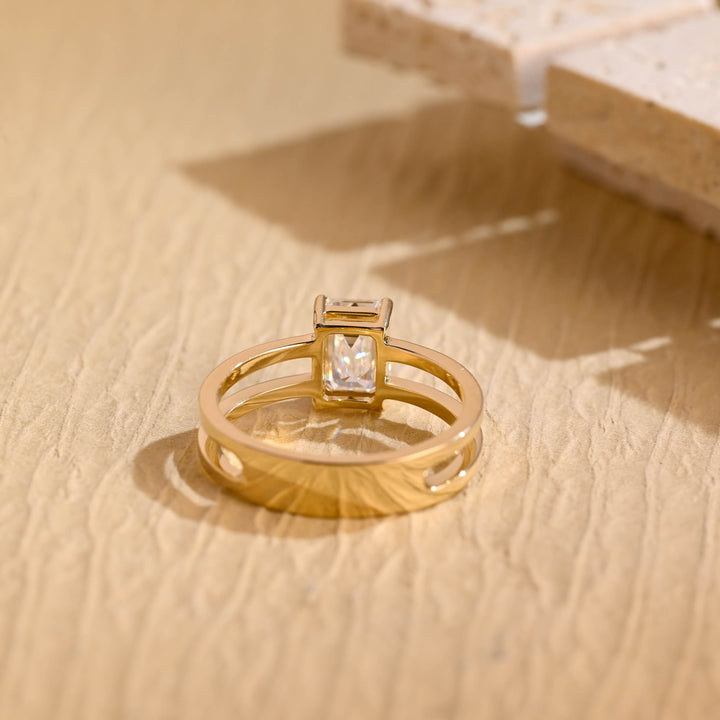1.50ct-2.50ct Emerald Cut Lab Grown Diamond Solitaire Engagement Ring
