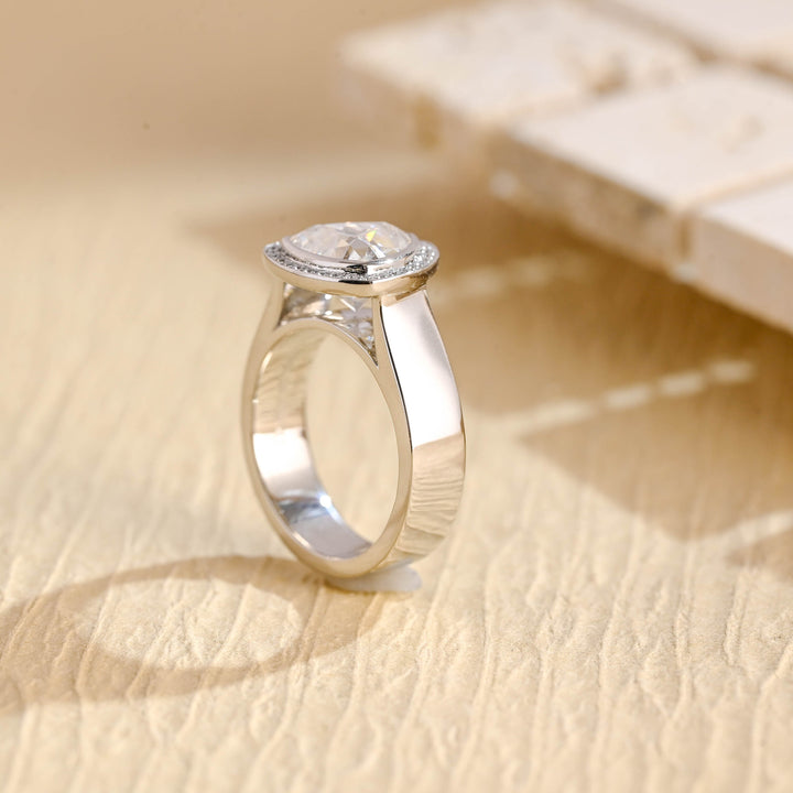 1.50ct-2.50ct Trillion Cut Lab Grown Diamond Halo Engagement Ring