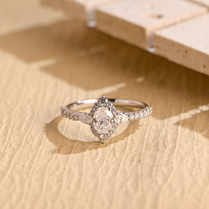 1.0ct-2.0ct Oval Cut Lab Grown Diamond Cluster Engagement Ring