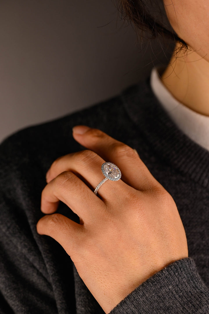 3.50ct-4.50ct Oval Cut Lab Grown Diamond Unique Halo Engagement Ring