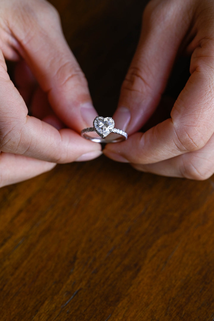 1.50ct-2.50ct Heart Cut Lab Grown Diamond Halo Engagement Ring