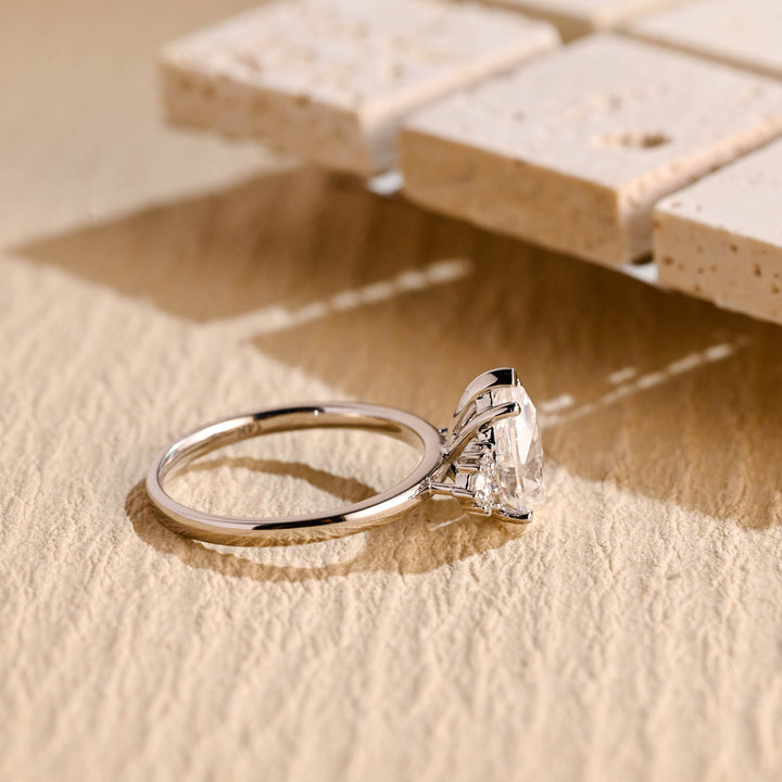 1.50ct-2.50ct Pear Cut Lab Grown Diamond Cluster Engagement Ring