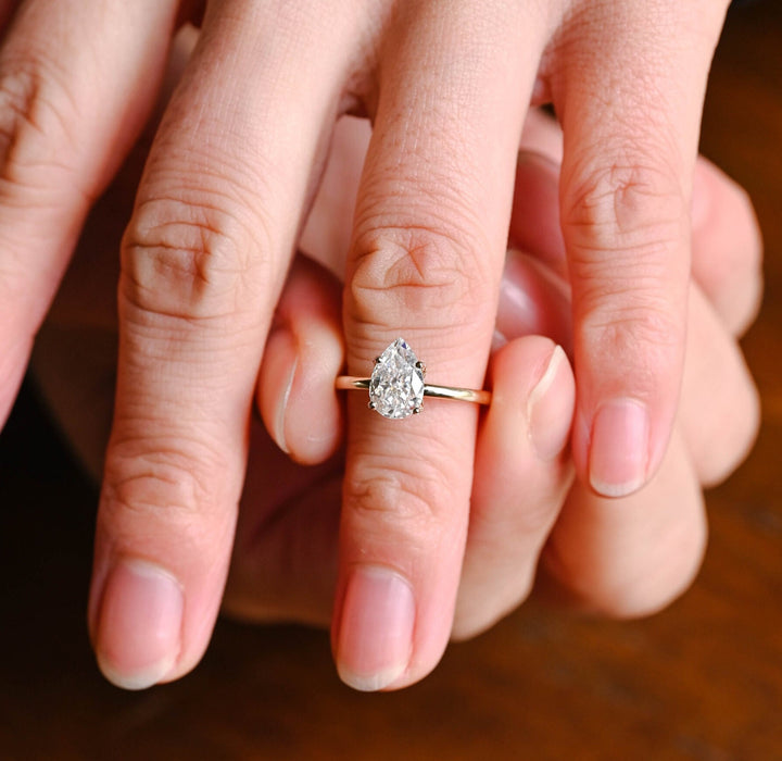 2.0ct-3.0ct Pear Cut Lab Grown Diamond Tulip Set Engagement Ring