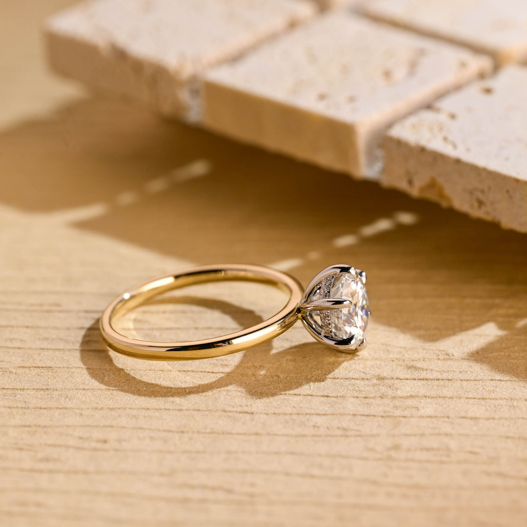 1.50ct-2.50ct Round Cut Lab Grown Hidden Halo Diamond Engagement Ring