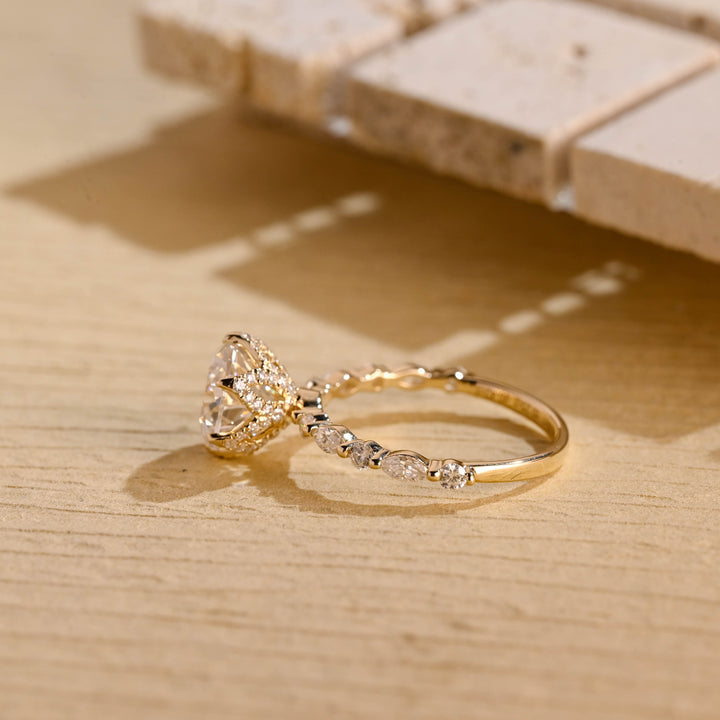 2.0ct-3.0ct Round Cut Lab Grown Diamond Tulip Set Engagement Ring
