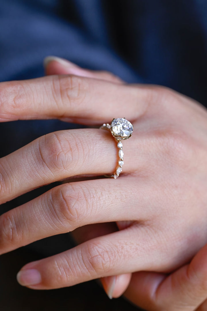 2.0ct-3.0ct Round Cut Lab Grown Diamond Tulip Set Engagement Ring