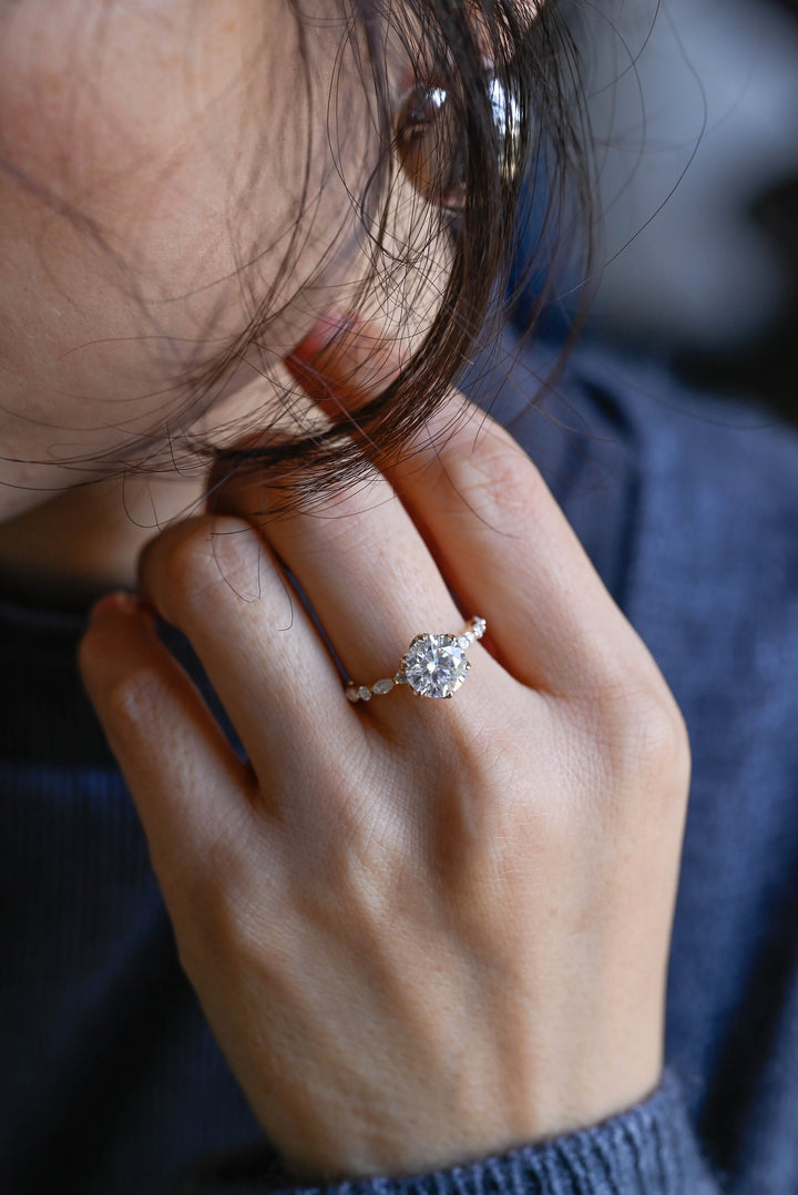 2.0ct-3.0ct Round Cut Lab Grown Diamond Tulip Set Engagement Ring