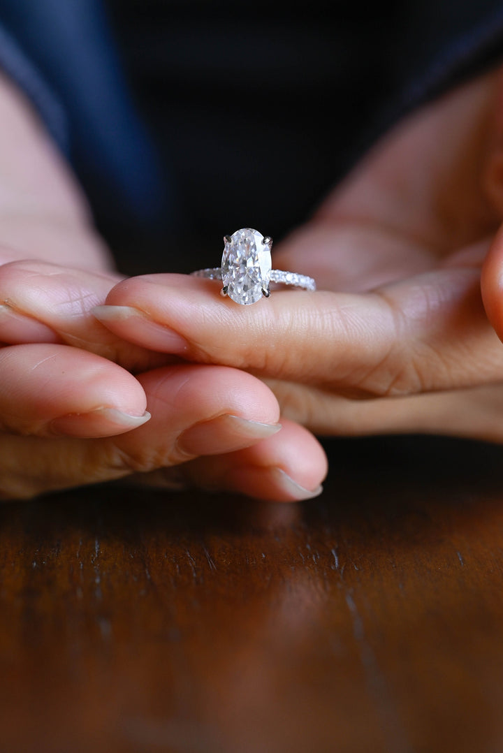 3.0ct-4.0ct Oval Cut Lab Grown Diamond Tulip Set Engagement Ring