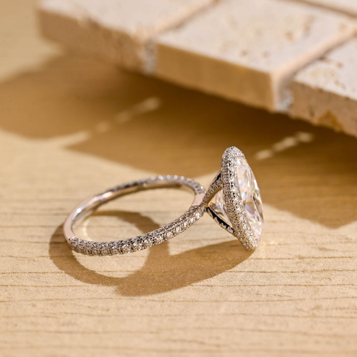 3.50ct-4.50ct Oval Cut Lab Grown Diamond Unique Halo Engagement Ring