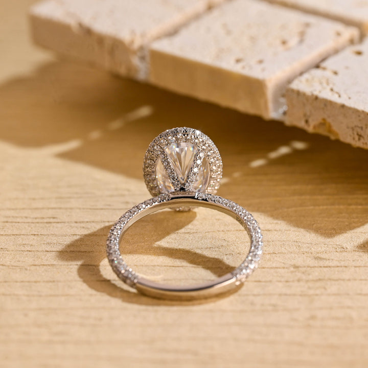 3.50ct-4.50ct Oval Cut Lab Grown Diamond Unique Halo Engagement Ring