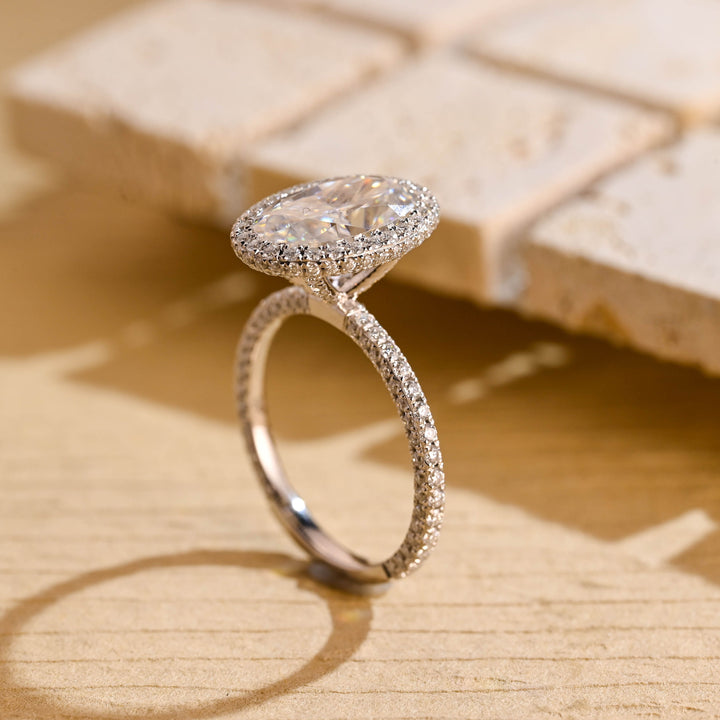 3.50ct-4.50ct Oval Cut Lab Grown Diamond Unique Halo Engagement Ring