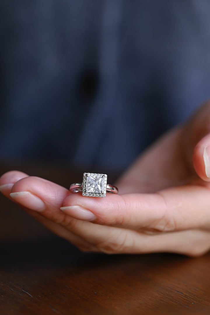 1.50ct-2.50ct Princess Cut Lab Grown Diamond Halo Engagement Ring