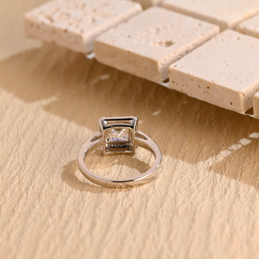 1.50ct-2.50ct Princess Cut Lab Grown Diamond Halo Engagement Ring