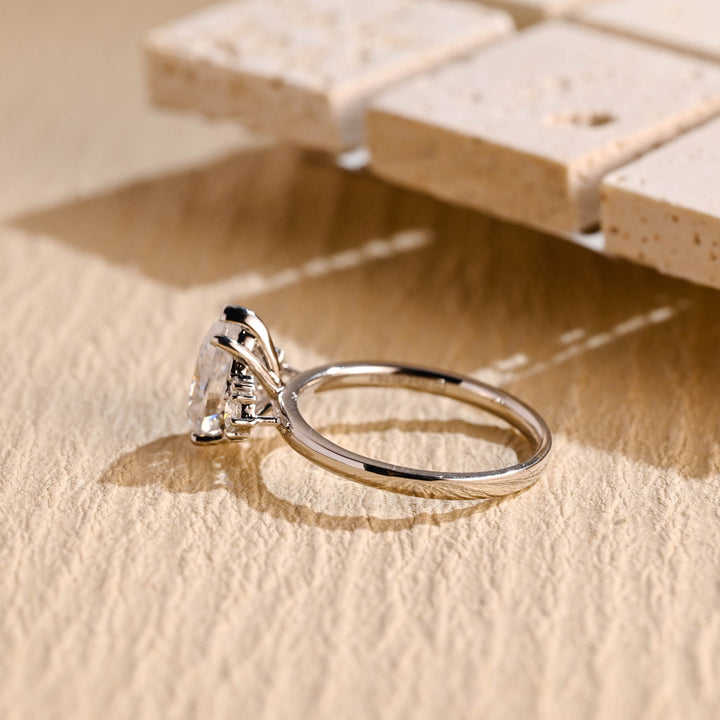 1.50ct-2.50ct Pear Cut Lab Grown Diamond Cluster Engagement Ring