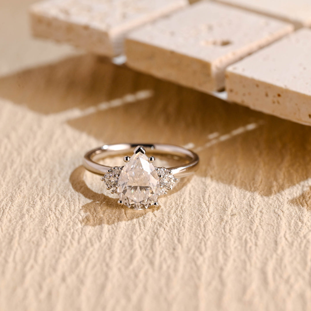 1.50ct-2.50ct Pear Cut Lab Grown Diamond Cluster Engagement Ring