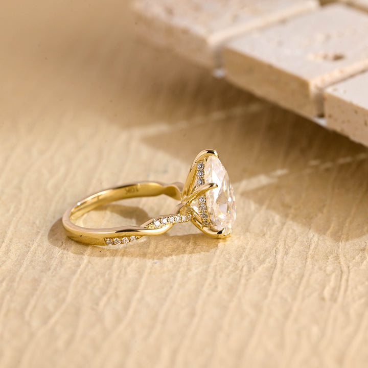 2.50ct-3.50ct Pear Cut Lab Grown Diamond Infinity Engagement Ring