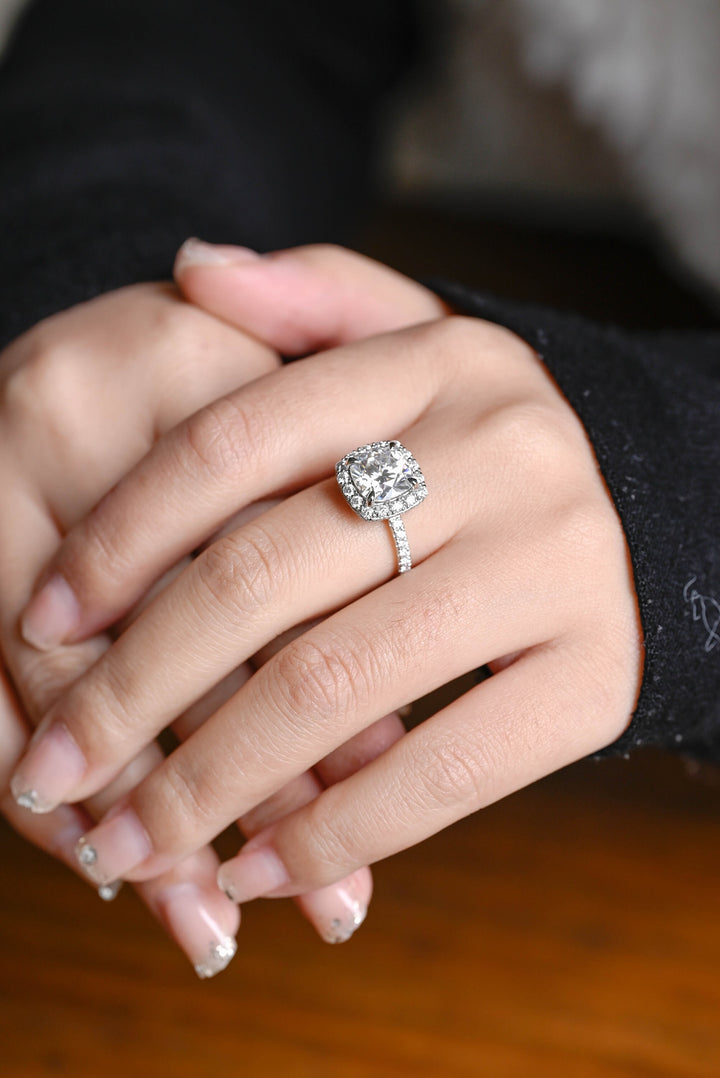 1.50ct-2.50ct Cushion Cut Lab Grown Diamond Halo Engagement Ring