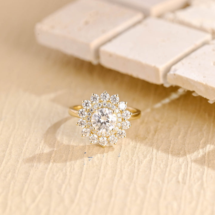 1.0ct-2.0ct Round Cut Lab Grown Diamond Double Halo Engagement Ring
