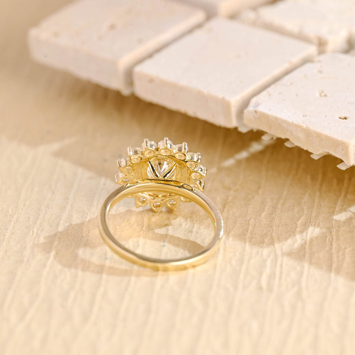 1.0ct-2.0ct Round Cut Lab Grown Diamond Double Halo Engagement Ring