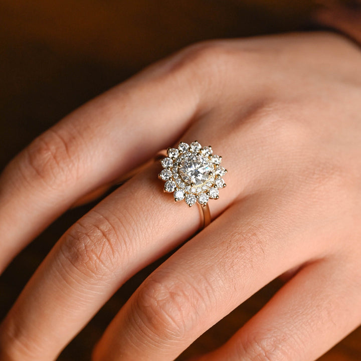 1.0ct-2.0ct Round Cut Lab Grown Diamond Double Halo Engagement Ring
