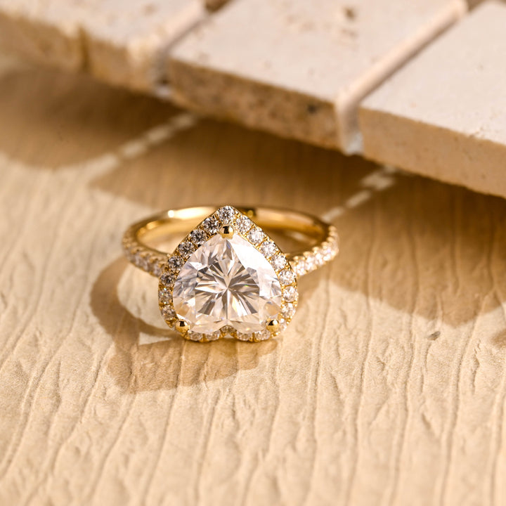 1.50ct-2.50ct Heart Cut Lab Grown Diamond Halo Engagement Ring