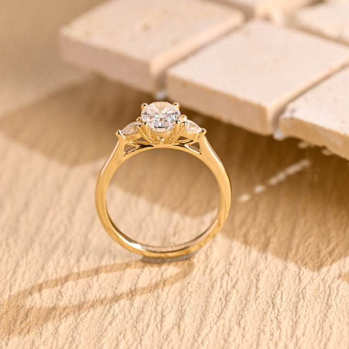 1.0ct-2.0ct Oval Cut Lab Grown Diamond Three Stone Engagement Ring
