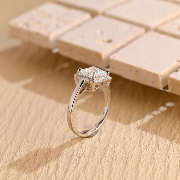 1.50ct-2.50ct Princess Cut Lab Grown Diamond Halo Engagement Ring