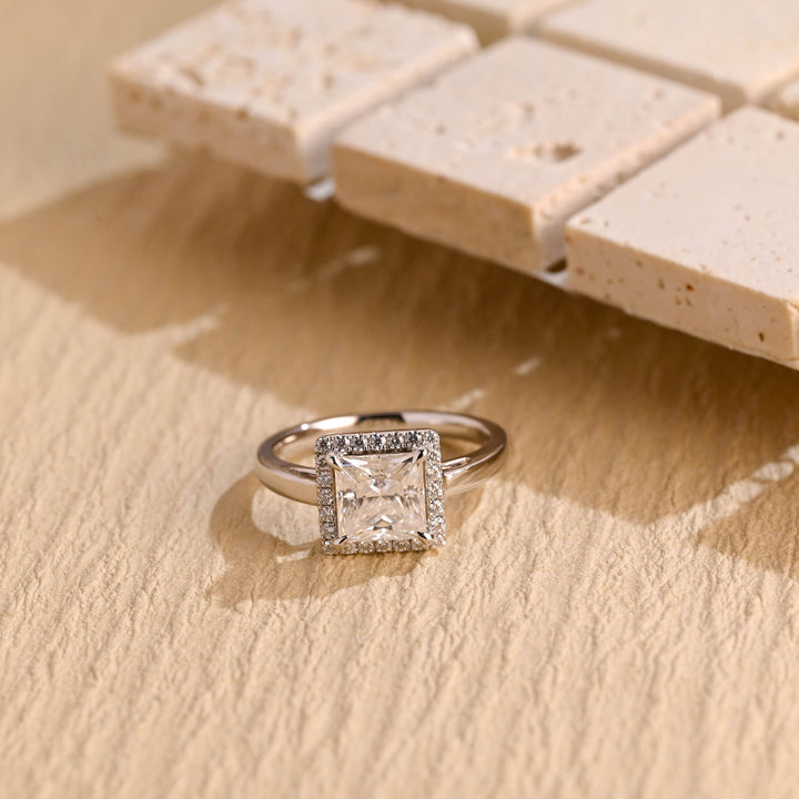 1.50ct-2.50ct Princess Cut Lab Grown Diamond Halo Engagement Ring