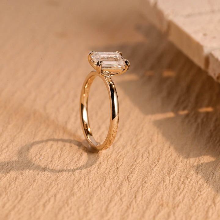 1.0ct-2.0ct Emerald Cut Lab Grown Diamond Solitaire Engagement Ring