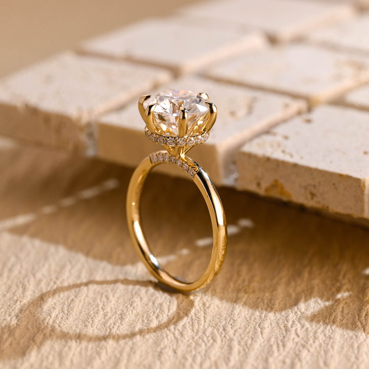 2.50ct-3.50ct Round Cut Lab Grown Diamond Bridge Engagement Ring