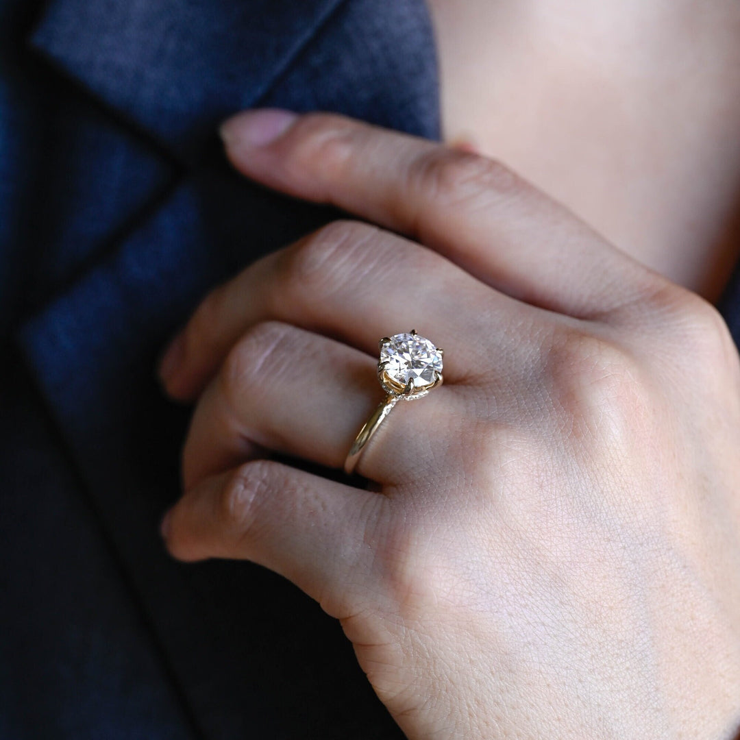 2.50ct-3.50ct Round Cut Lab Grown Diamond Bridge Engagement Ring
