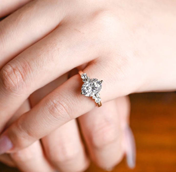 1.50ct-2.50ct Oval Cut Lab Grown Diamond Cluster Engagement Ring