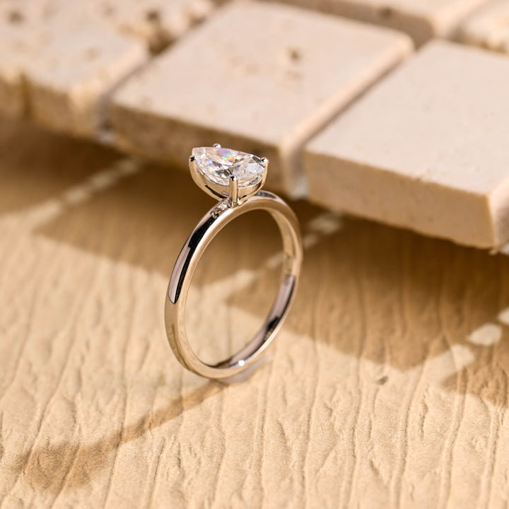 1.50ct-2.50ct Pear Cut Lab Grown Diamond Solitaire Engagement Ring