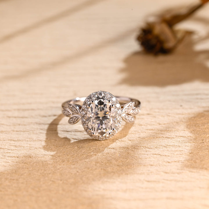 1.0ct-2.0ct Oval Cut Lab Grown Diamond Vintage Cluster Engagement Ring