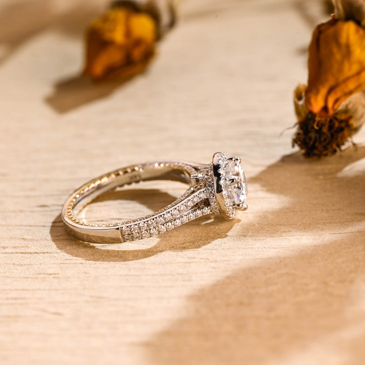 1.0ct-2.0ct Round Cut Lab Grown Vintage Diamond Halo Engagement Ring