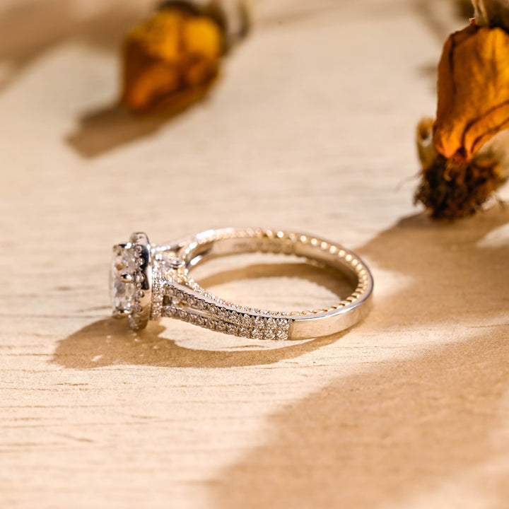 1.0ct-2.0ct Round Cut Lab Grown Vintage Diamond Halo Engagement Ring