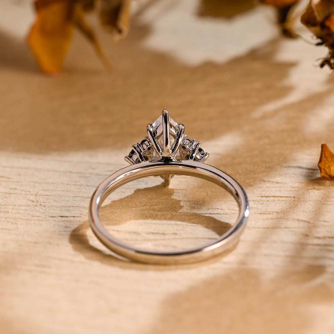 1.50ct-2.50ct Marquise Cut Lab Grown Diamond Cluster Engagement Ring With Black Diamond