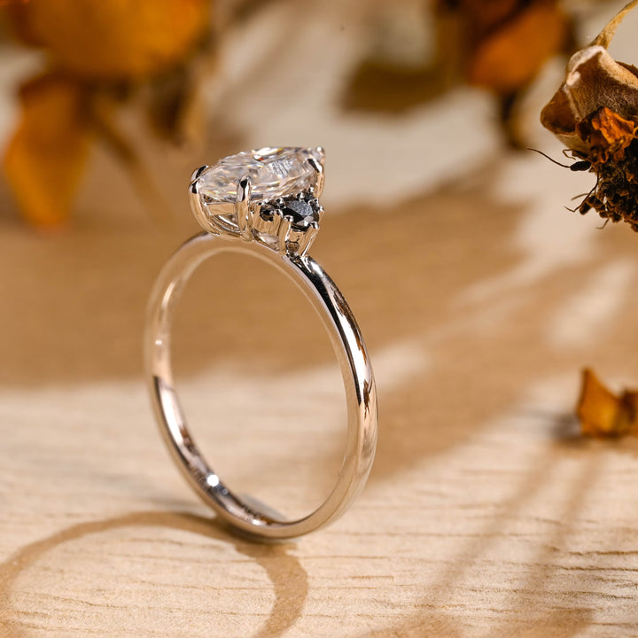1.50ct-2.50ct Marquise Cut Lab Grown Diamond Cluster Engagement Ring With Black Diamond