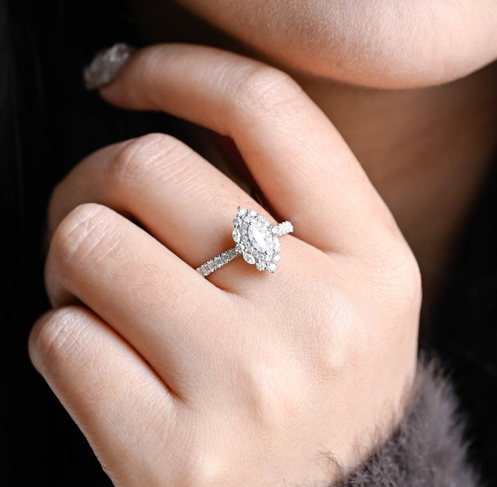 0.50ct-1.50ct Marquise Cut Lab Grown Unique Cluster Diamond Engagement Ring