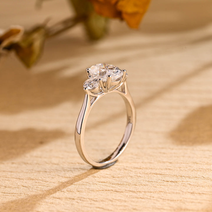 2.0ct-3.0ct Oval Cut Lab Grown Diamond Three Stone Engagement Ring