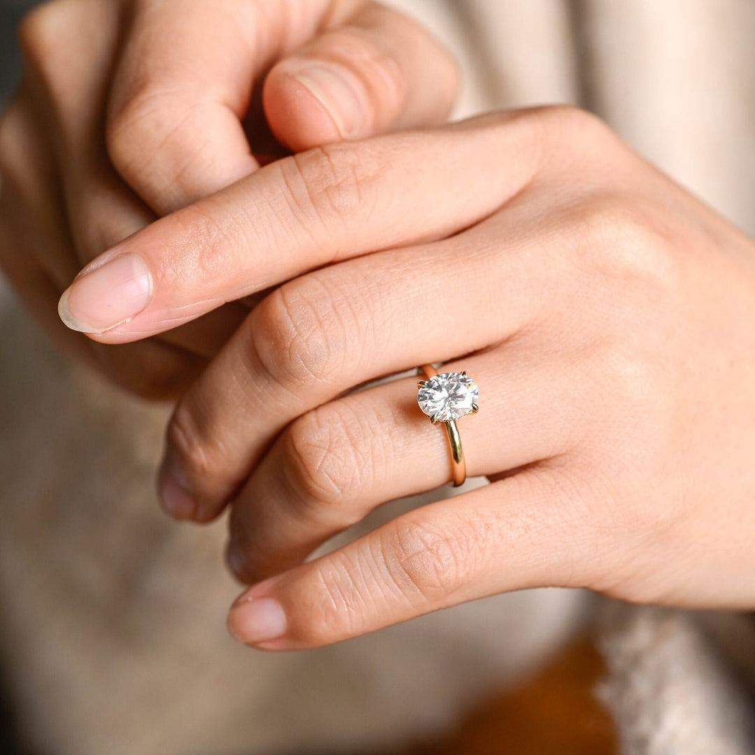 1.50ct-2.50ct Oval Cut Lab Grown Diamond Hidden Halo Engagement Ring