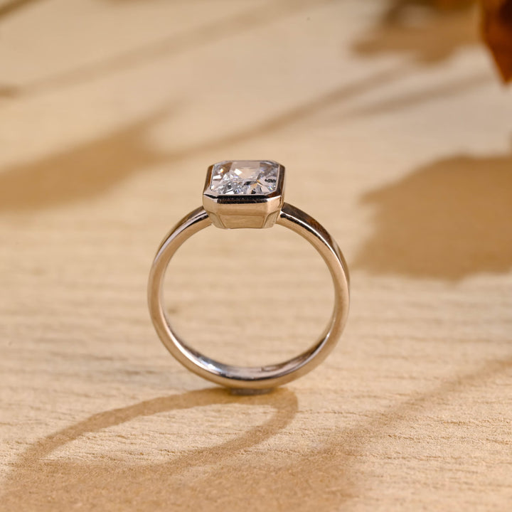 1.50ct-2.50ct Bezel Set Radiant Cut Lab Grown Diamond Engagement Ring