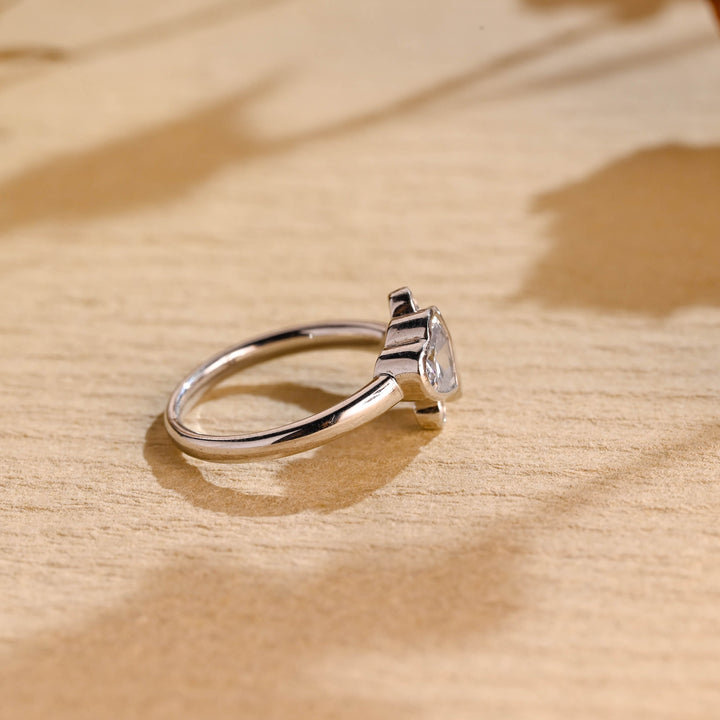 1.0ct-2.0ct Heart Cut Lab Grown Diamond Two Stone Engagement Ring