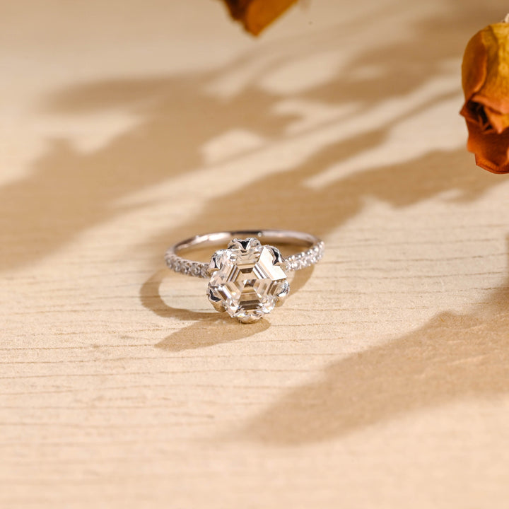 2.0ct-3.0ct Hexagon Cut Lab Grown Diamond Tulip Flower Engagement Ring